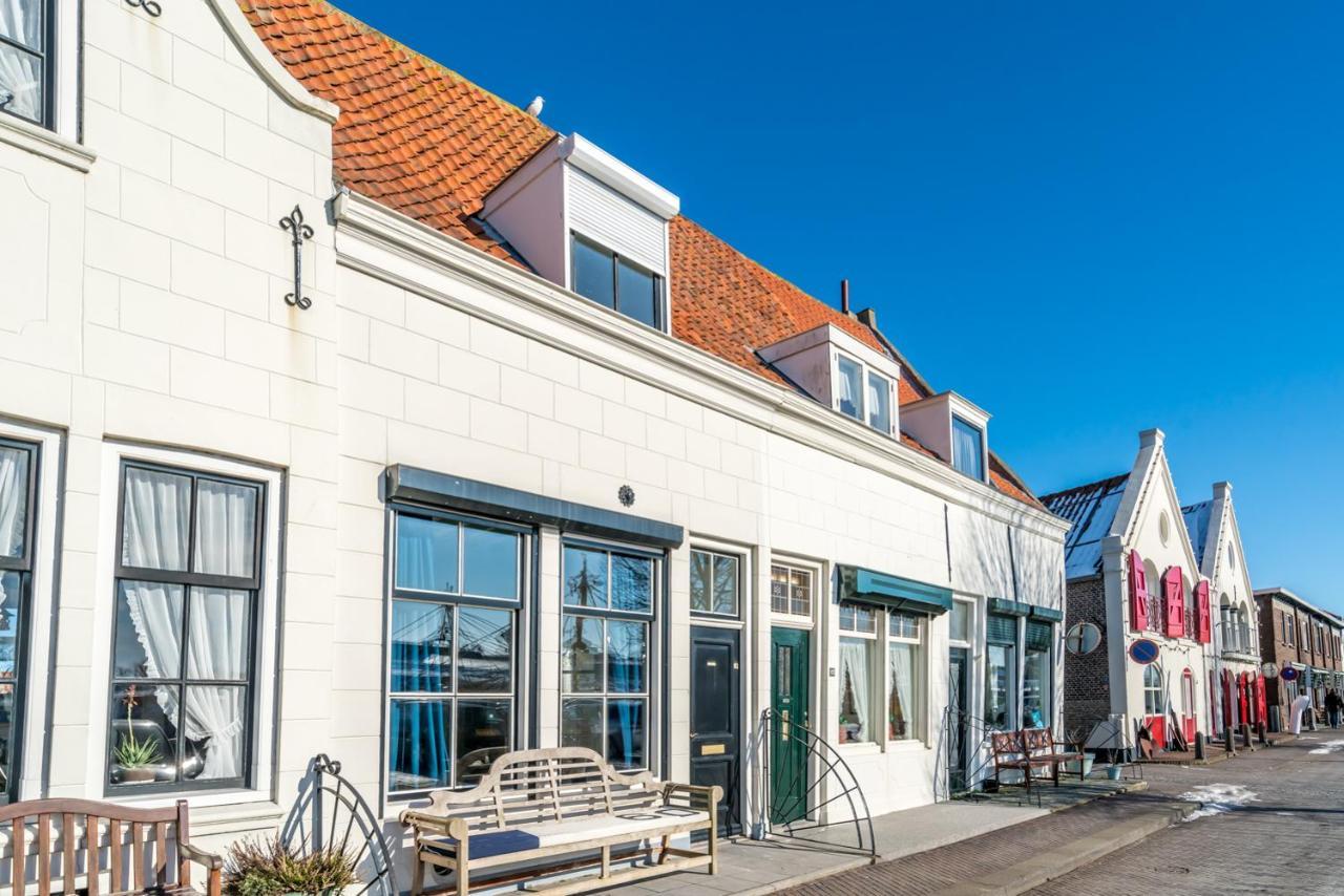 Zicht op de Haven Villa Zierikzee Buitenkant foto